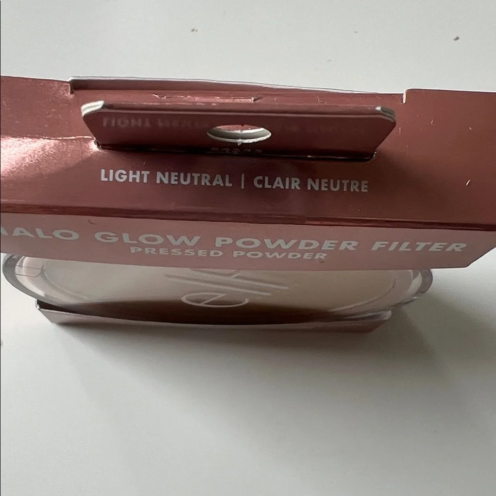e.l.f. Halo Glow Powder Filter pressed powder in light neutral